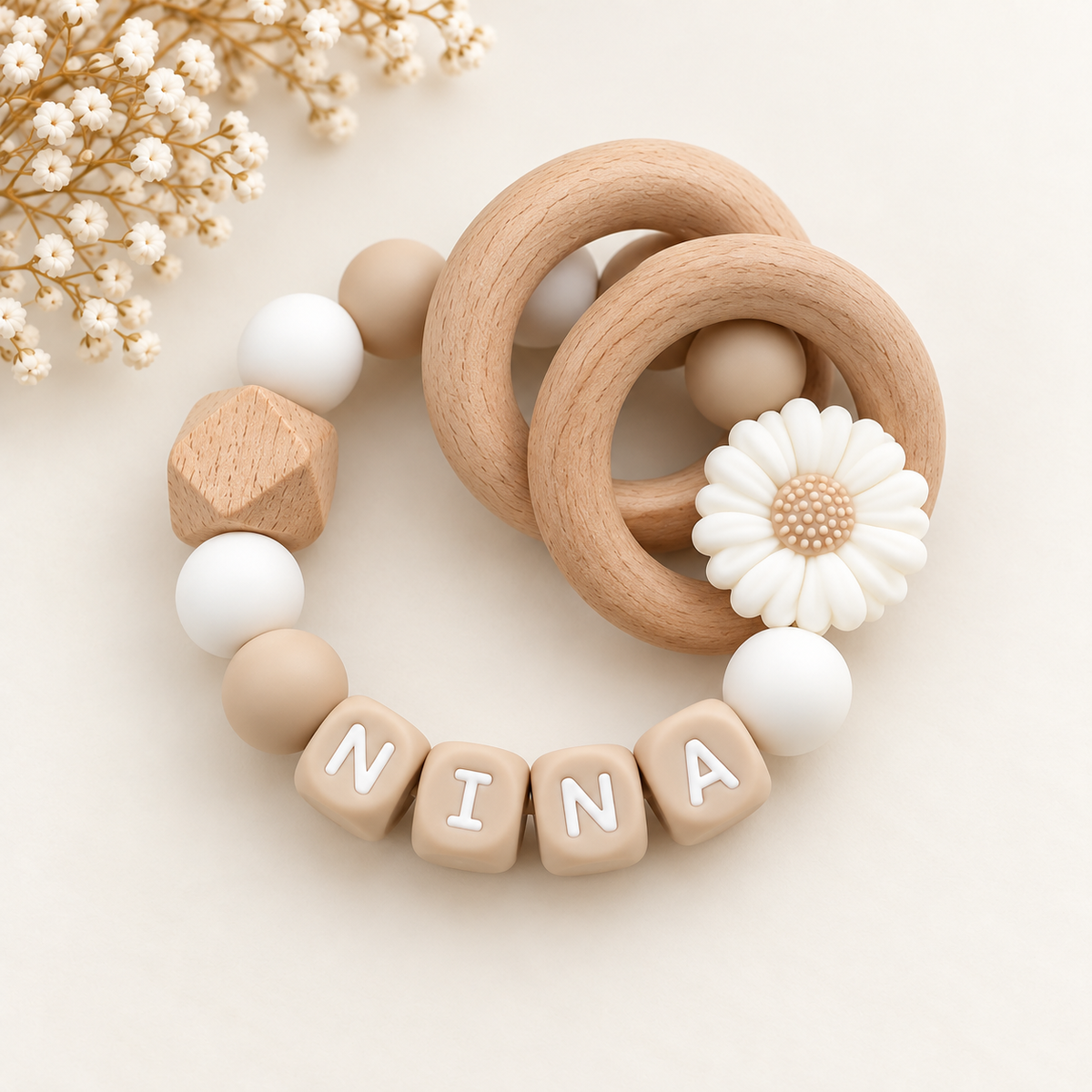 Teething ring with name flower white