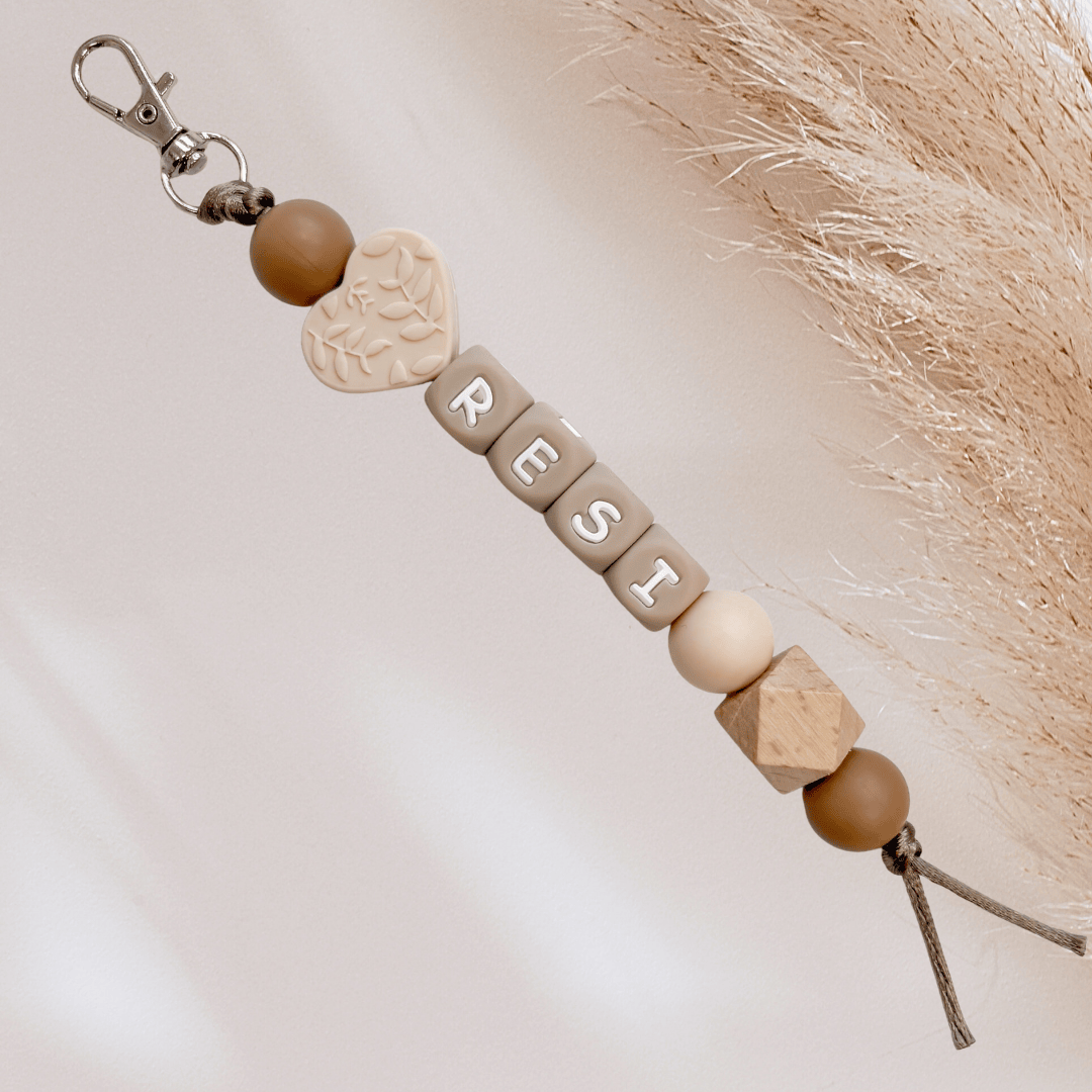 Sleutelhanger met naam hartje naturel