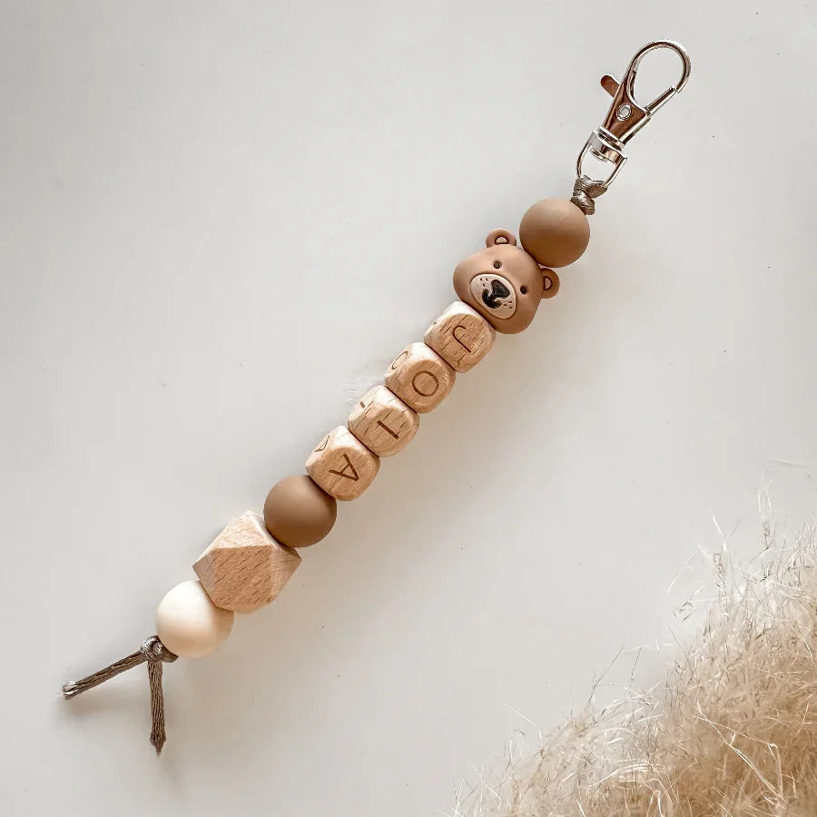 Sleutelhanger met naam beertje bruin wit