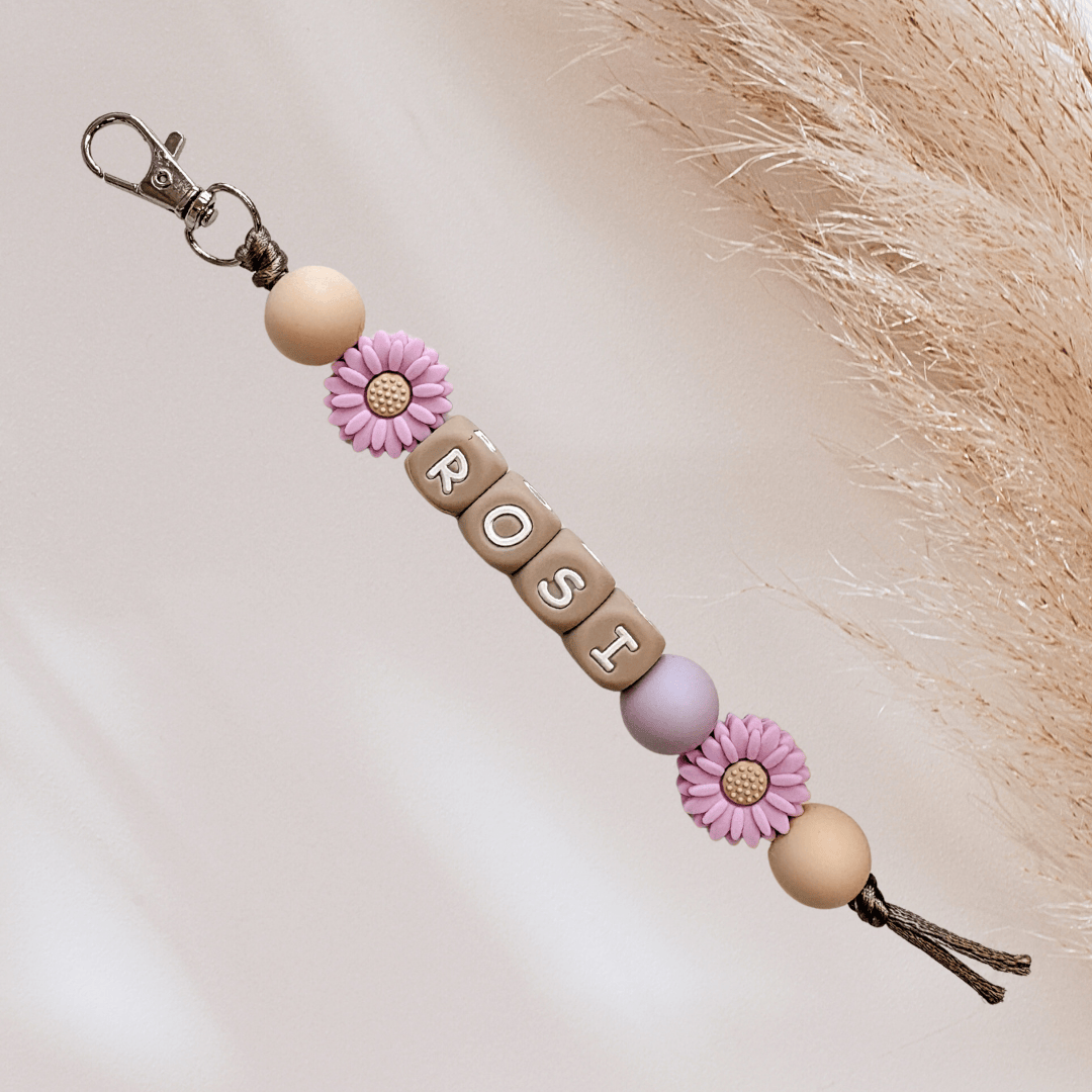 Sleutelhanger met naam bloemen lila