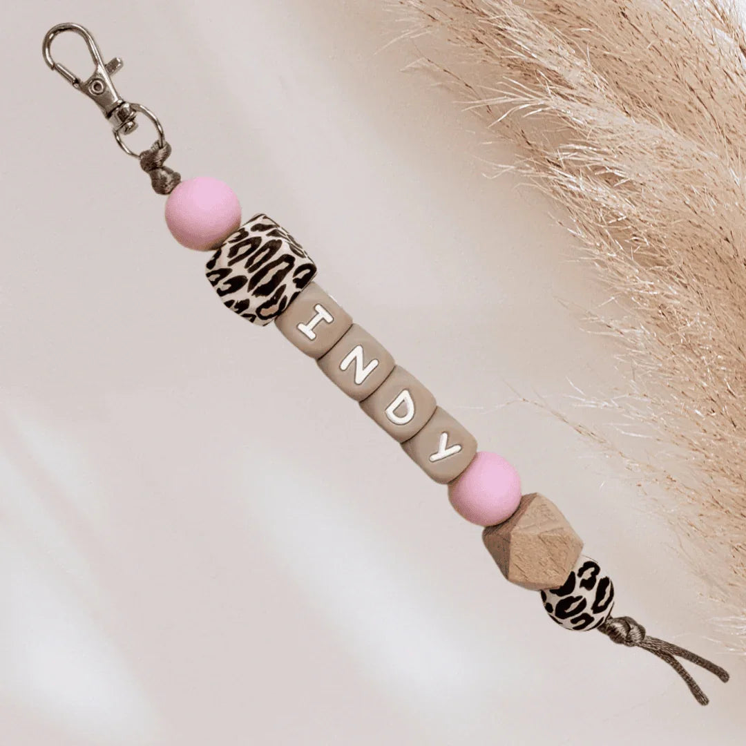Sleutelhanger met naam panter roze