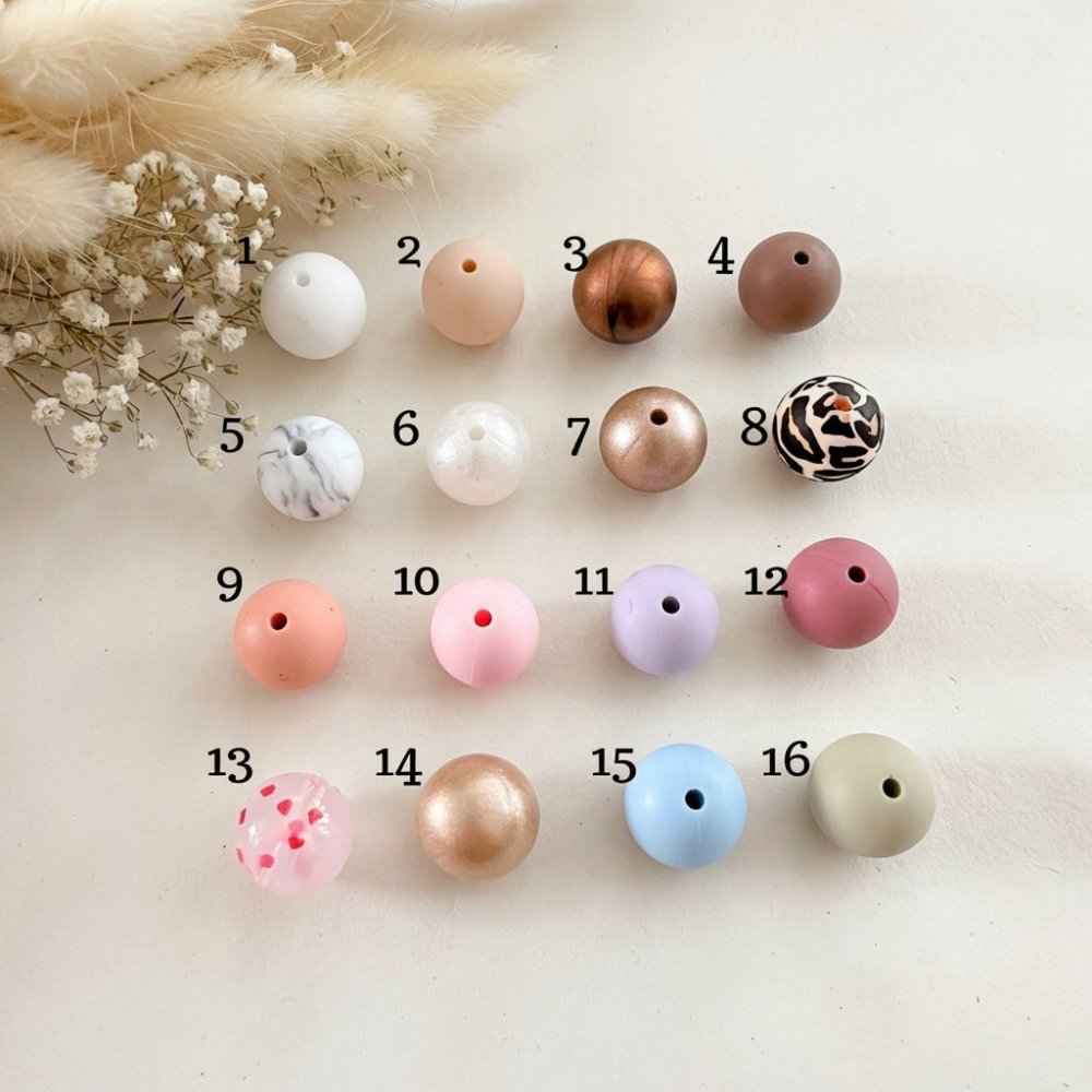 Make your own pacifier clip at May Mays