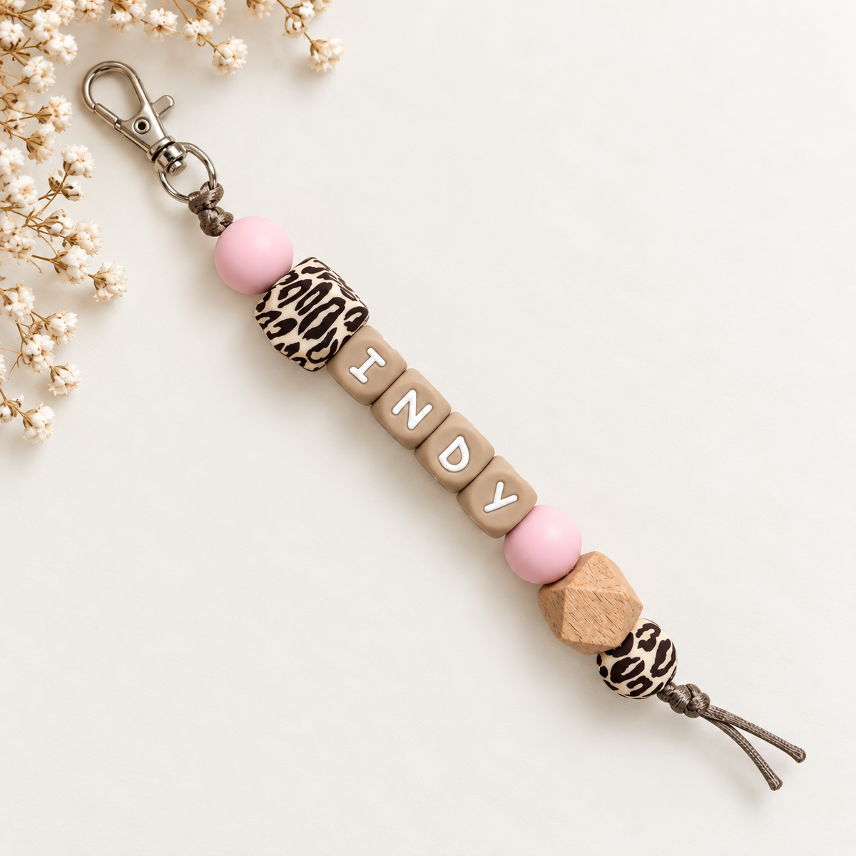 Keychain with name leopard pink
