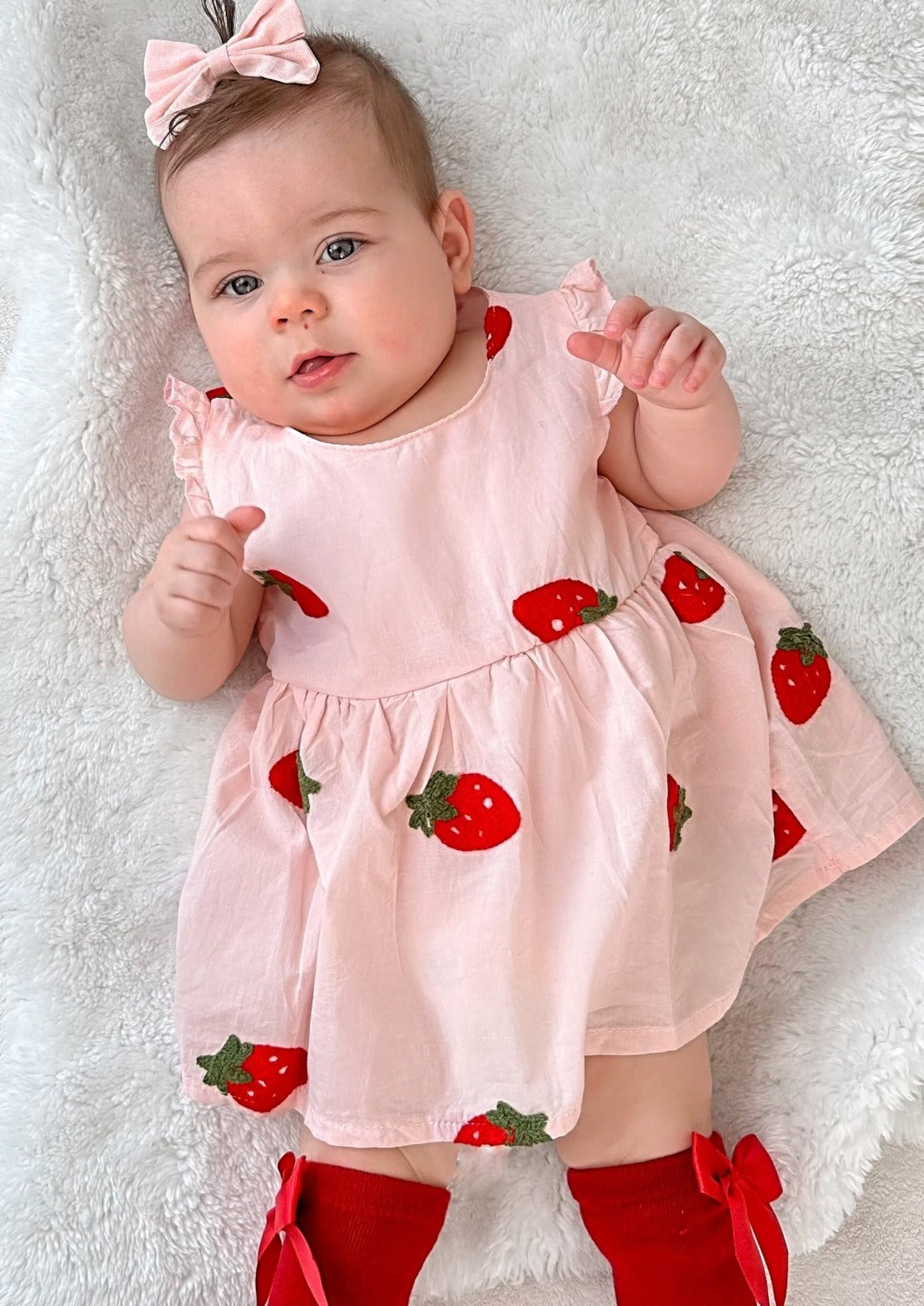 May Mays jurkje aardbeien roze Mila