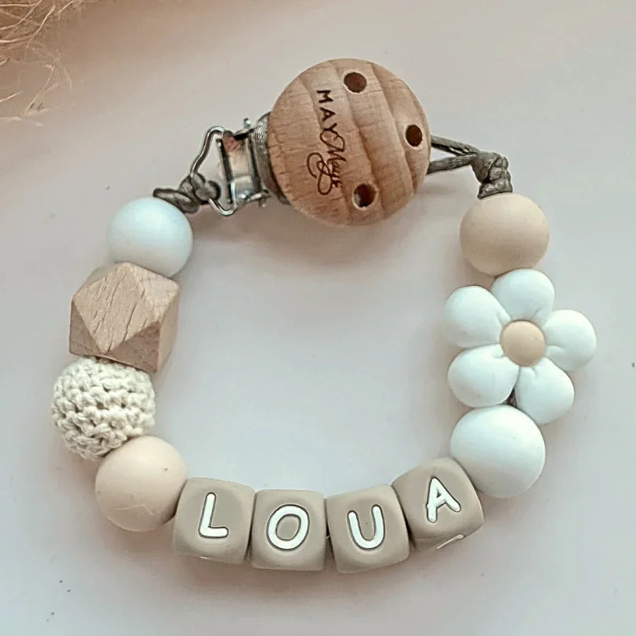 Speenkoord met naam wit bloem hout