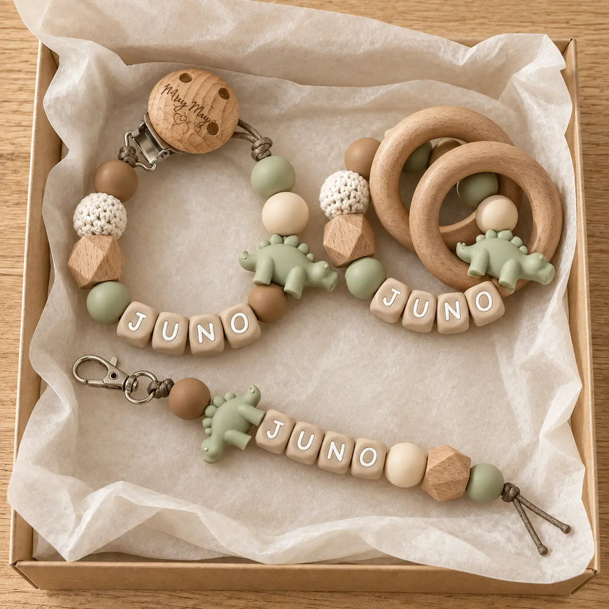 Newborn cadeauset met naam - dino groen