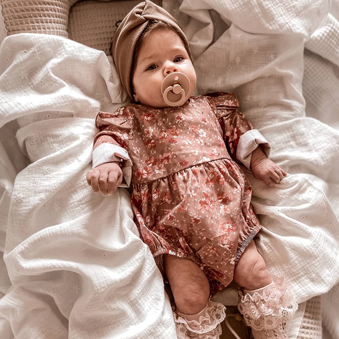 bibs speen blush van May Mays