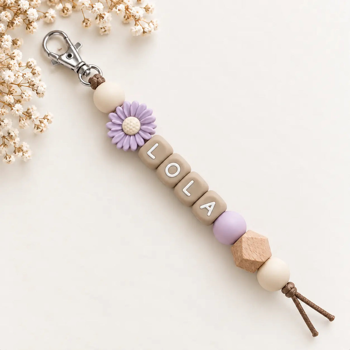 Sleutelhanger met naam bloem lila