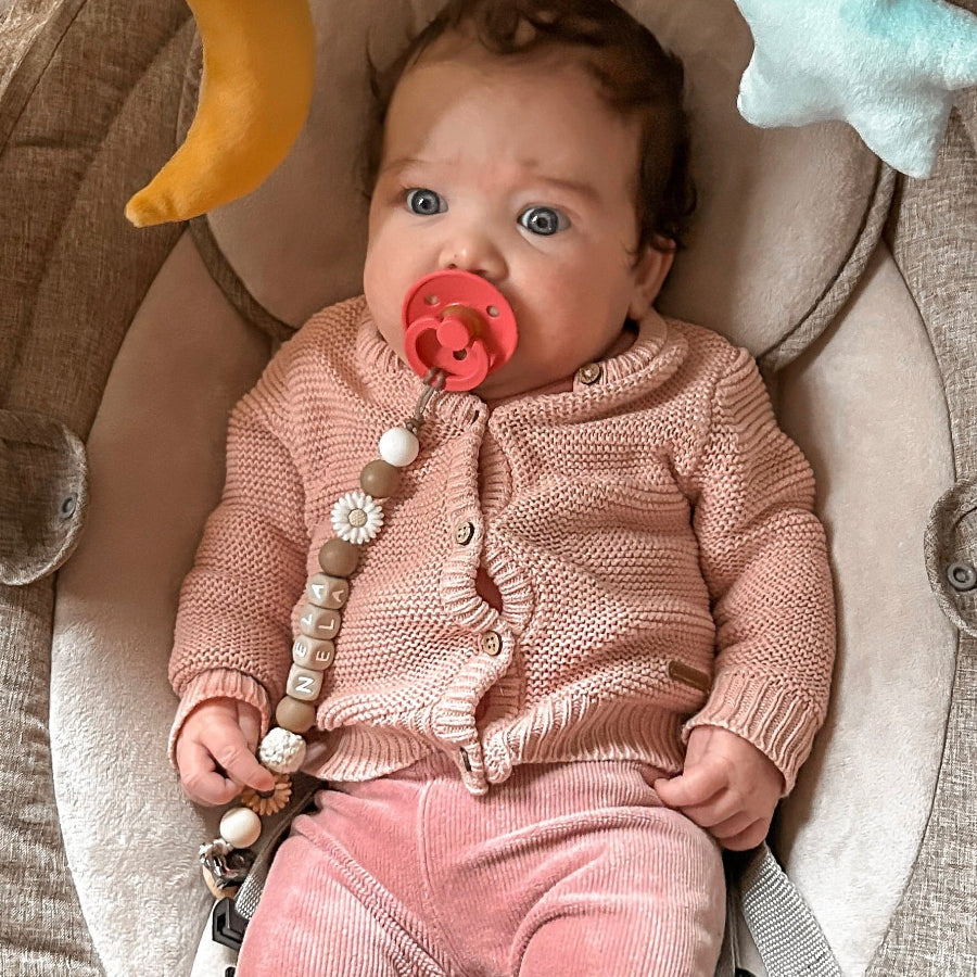 speenkooord met naam bloem bruin wit